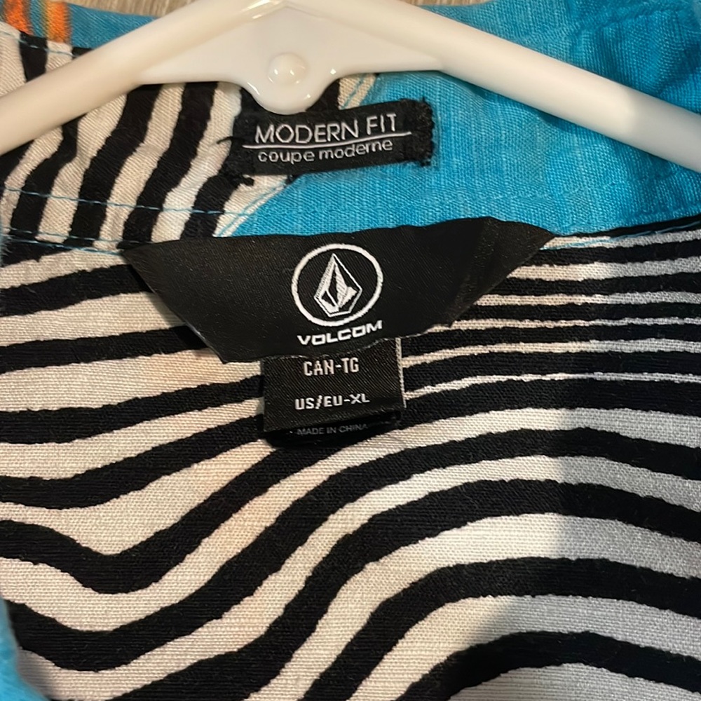 Like Volcom Stone Men’s Button Down, Sky Blue Wit… - image 2